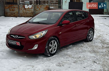 Хетчбек Hyundai Accent 2012 в Харкові