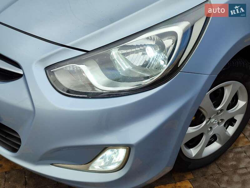 Седан Hyundai Accent 2012 в Харкові