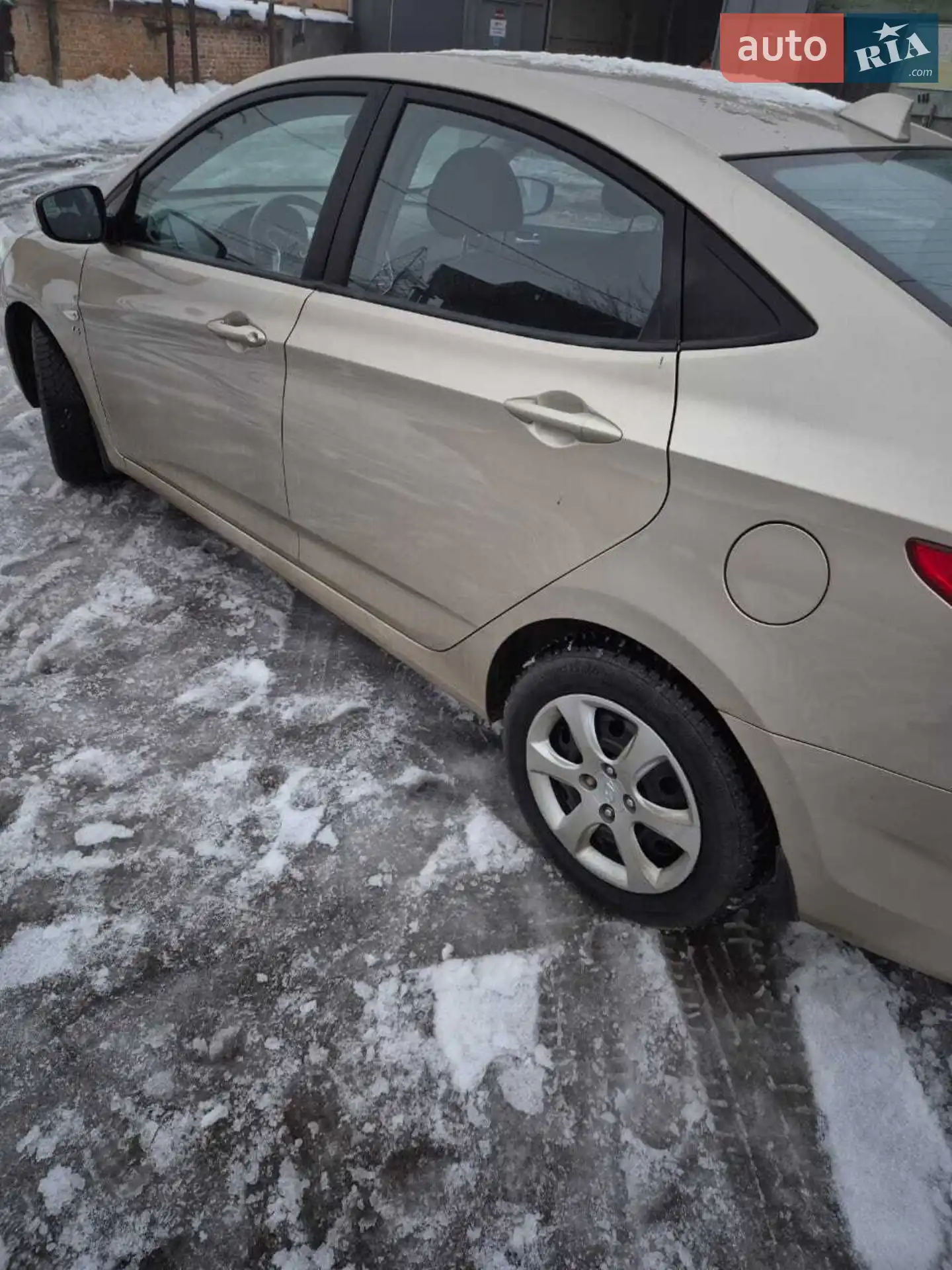 2011 Hyundai Accent - мініатюра 7
