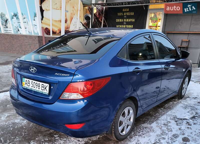 Седан Hyundai Accent 2011 в Ананьеве фото 6 Седан Hyundai Accent 2011 в Ананьеве