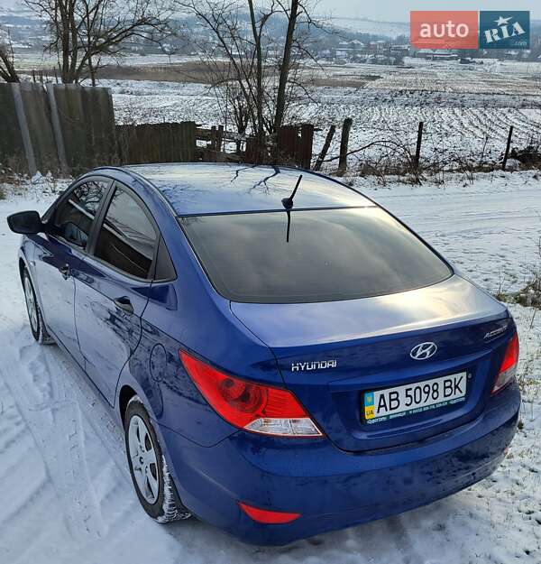 Седан Hyundai Accent 2011 в Ананьеве фото 37 Седан Hyundai Accent 2011 в Ананьеве