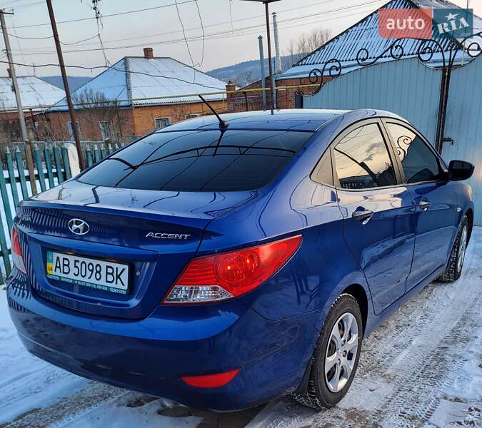 Седан Hyundai Accent 2011 в Ананьеве фото 42 Седан Hyundai Accent 2011 в Ананьеве