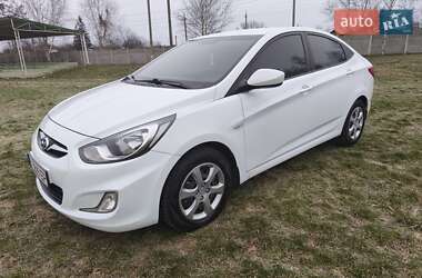 Седан Hyundai Accent 2012 в Кременчуге