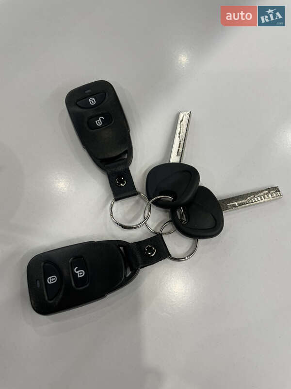 Седан Hyundai Accent 2016 в Одессе фото 21 Седан Hyundai Accent 2016 в Одессе