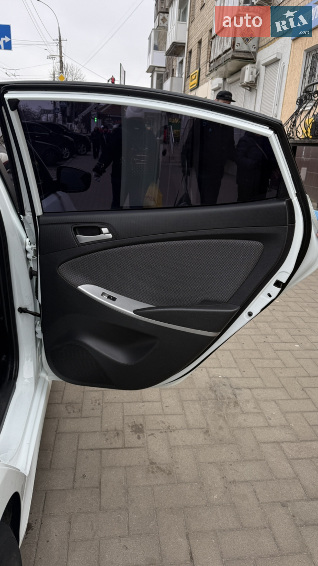 2013 Hyundai Accent - мініатюра 12