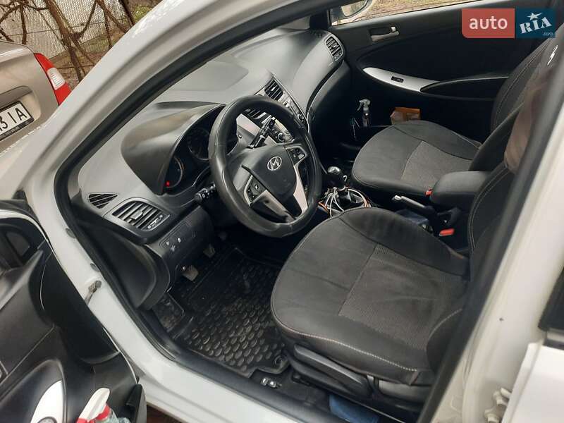 Седан Hyundai Accent 2019 в Петропавловской Борщаговке фото 14 Седан Hyundai Accent 2019 в Петропавловской Борщаговке