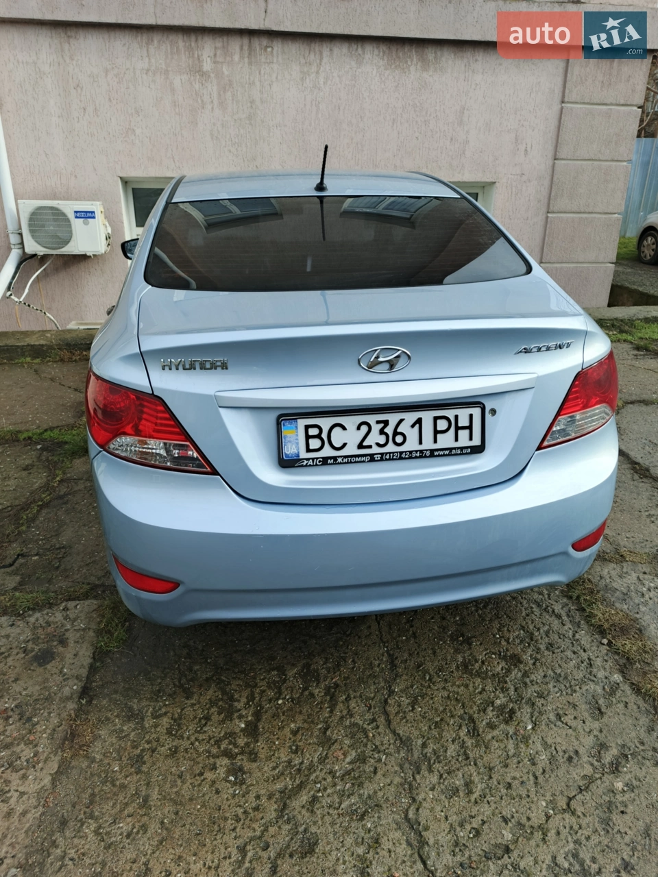 2012 Hyundai Accent - мініатюра 12