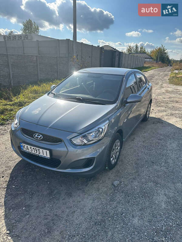 Седан Hyundai Accent 2018 в Киеве фото 6 Седан Hyundai Accent 2018 в Киеве