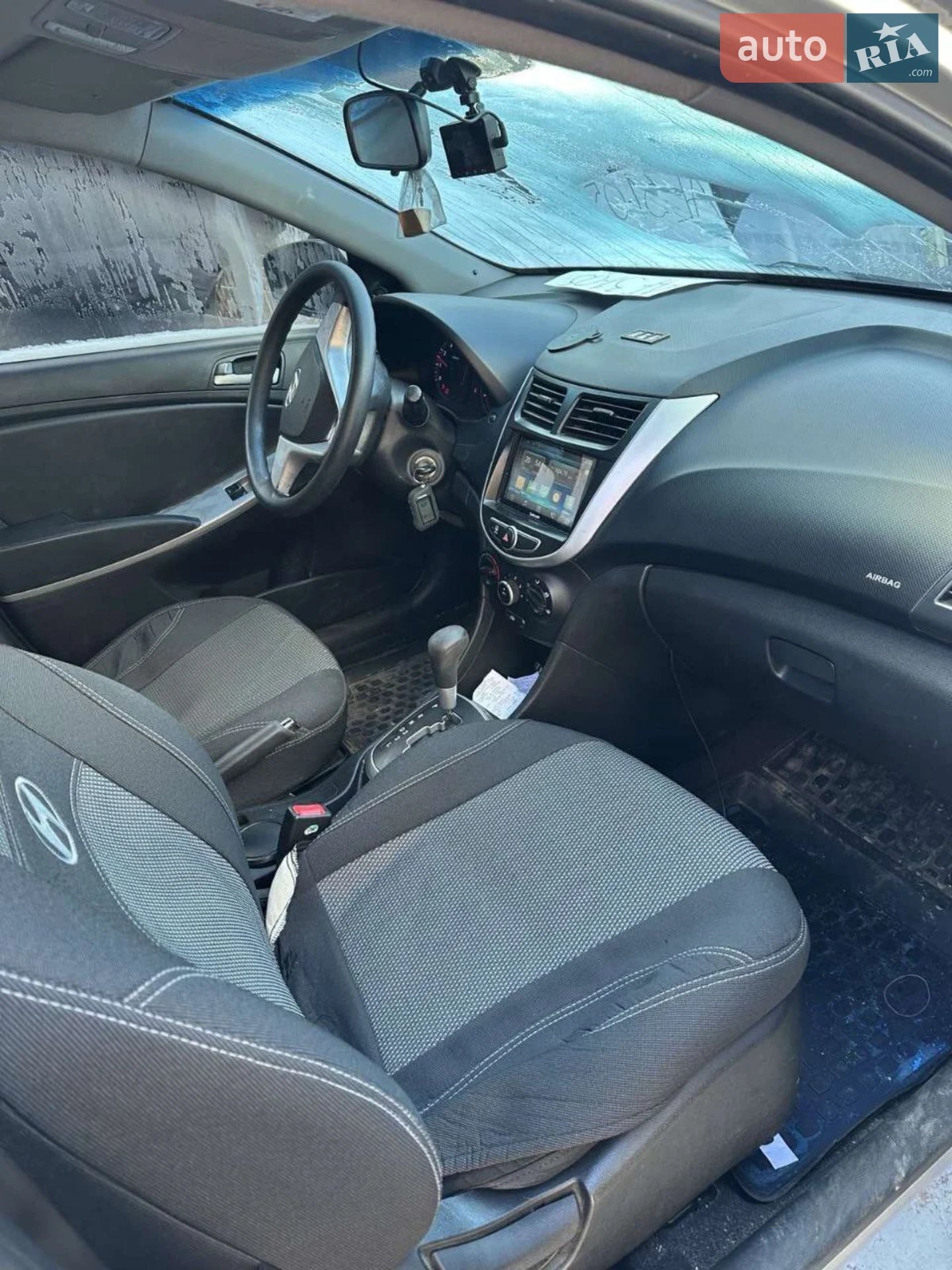 2011 Hyundai Accent - мініатюра 4