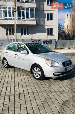 Седан Hyundai Accent 2009 в Одесі
