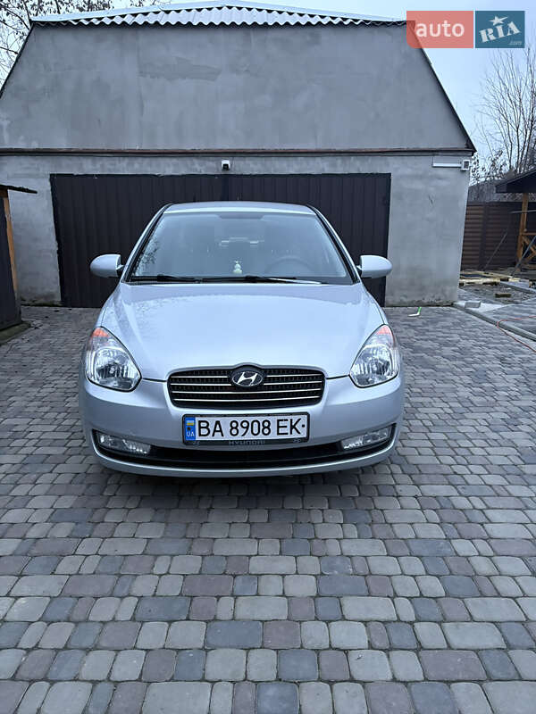 Hyundai Accent 2008