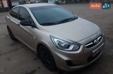 Седан Hyundai Accent 2013 в Николаеве