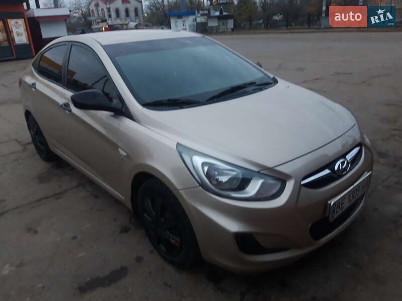 Седан Hyundai Accent 2013 в Николаеве