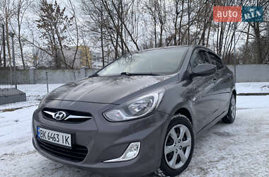 Седан Hyundai Accent 2011 в Рівному