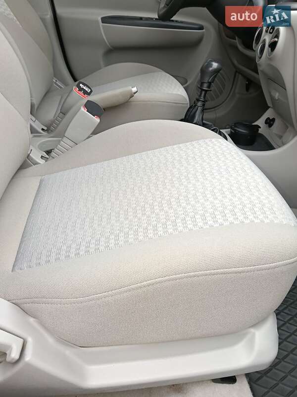 Седан Hyundai Accent 2008 в Николаеве фото 32 Седан Hyundai Accent 2008 в Николаеве