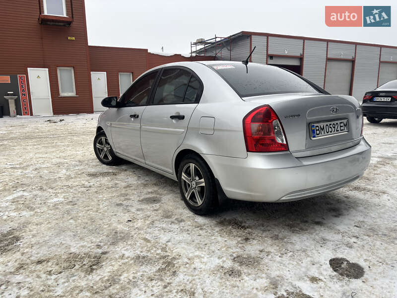 Седан Hyundai Accent 2008 в Сумах