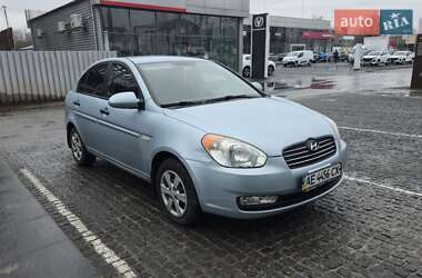 Седан Hyundai Accent 2008 в Дніпрі