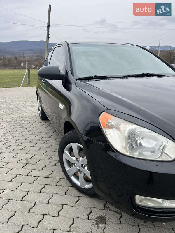 Хэтчбек Hyundai Accent 2007 в Сваляве