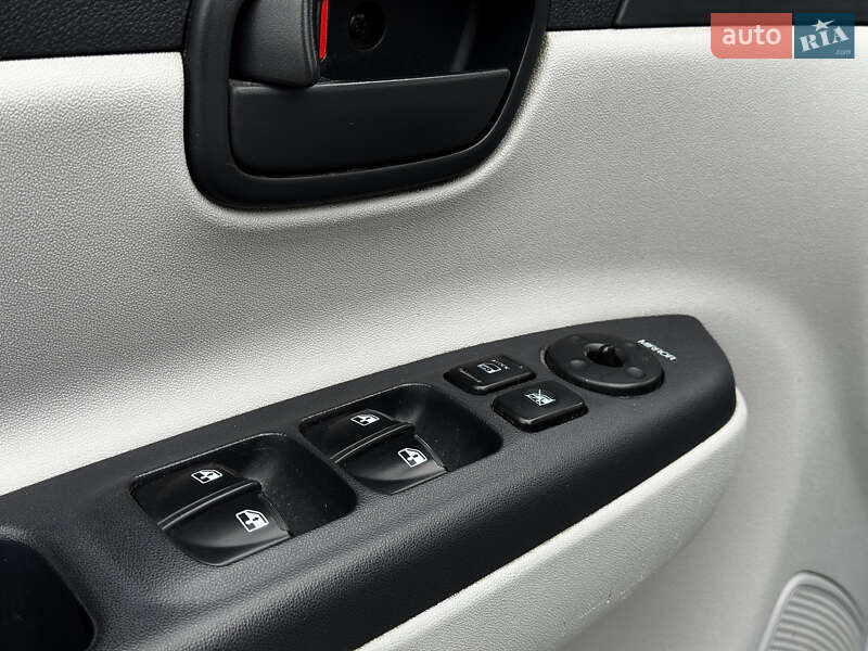 Седан Hyundai Accent 2008 в Мукачево фото 48 Седан Hyundai Accent 2008 в Мукачево