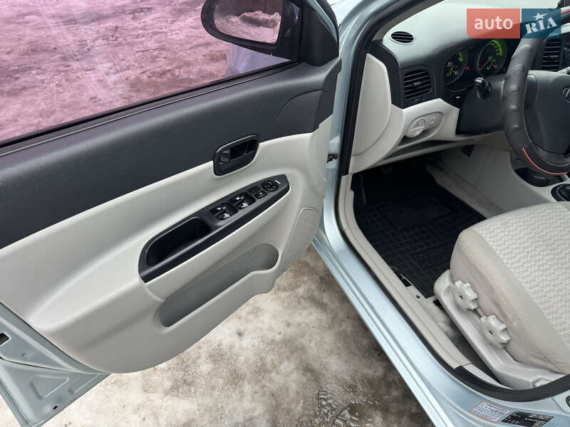 Седан Hyundai Accent 2008 в Хмельницком фото 31 Седан Hyundai Accent 2008 в Хмельницком