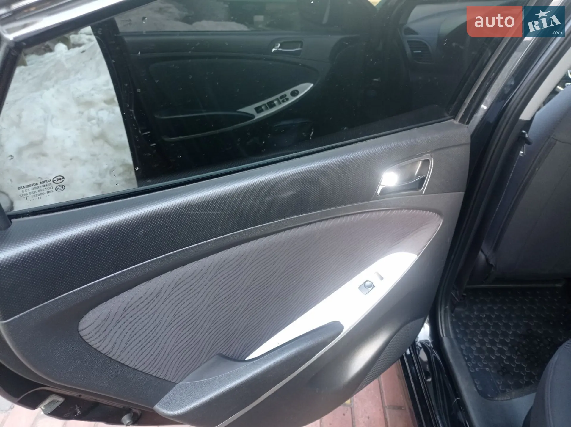 2012 Hyundai Accent - мініатюра 6