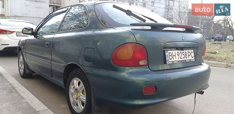 Лифтбек Hyundai Accent 1995 в Николаеве