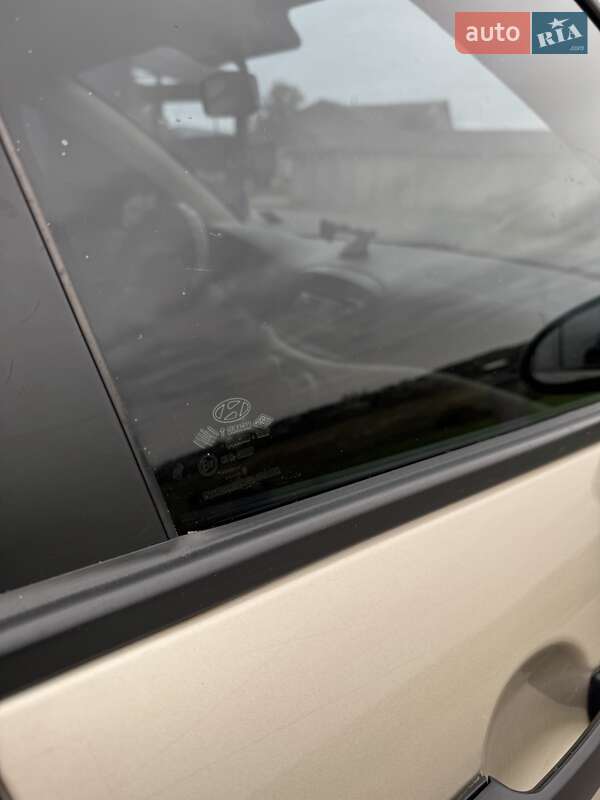 Седан Hyundai Accent 2010 в Шумске фото 6 Седан Hyundai Accent 2010 в Шумске