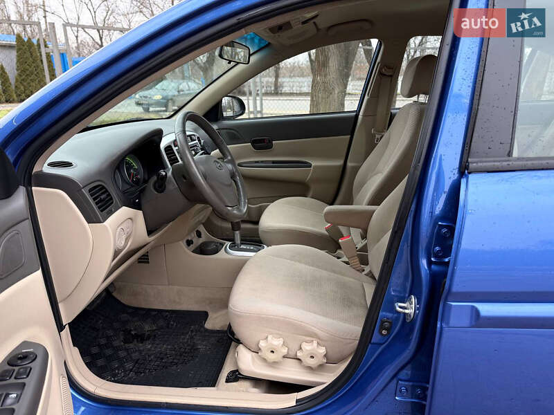 Седан Hyundai Accent 2008 в Одессе