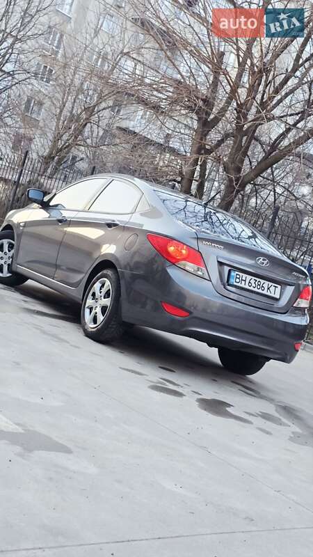 Седан Hyundai Accent 2012 в Одессе
