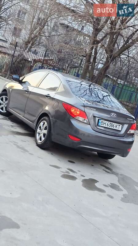 Седан Hyundai Accent 2012 в Одессе