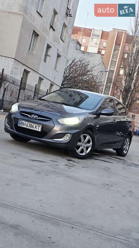 Седан Hyundai Accent 2012 в Одессе
