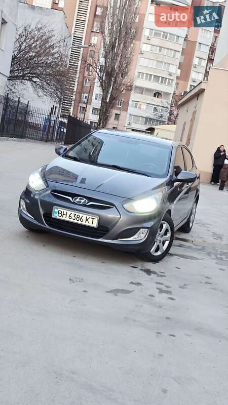 Седан Hyundai Accent 2012 в Одессе