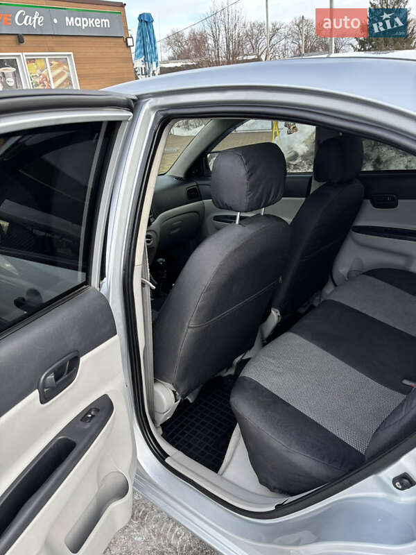 Седан Hyundai Accent 2008 в Конотопе