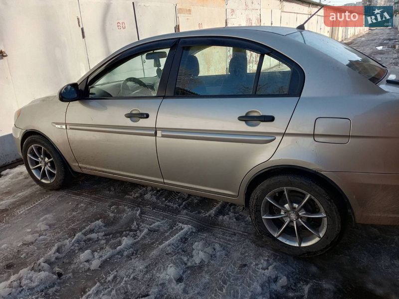 Седан Hyundai Accent 2007 в Киеве