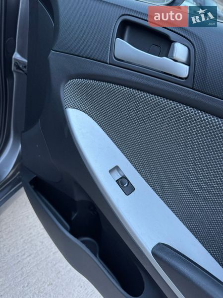 Хэтчбек Hyundai Accent 2014 в Одессе