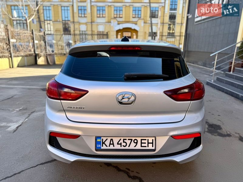 Седан Hyundai Accent 2018 в Киеве