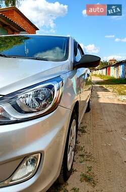 Седан Hyundai Accent 2011 в Виннице