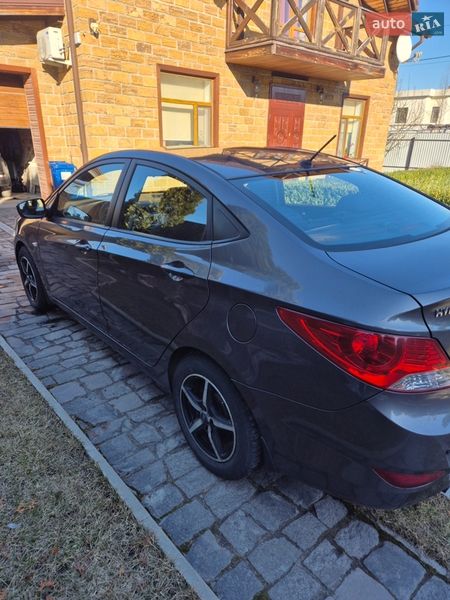 Седан Hyundai Accent 2012 в Киеве