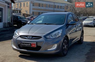 Седан Hyundai Accent 2014 в Виннице