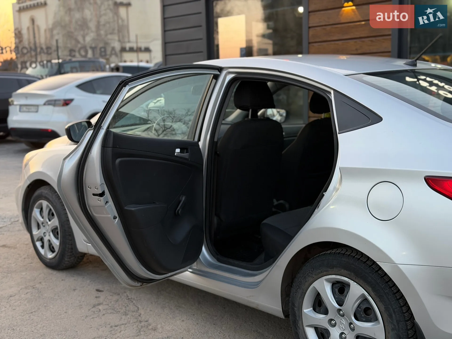 2011 Hyundai Accent - мініатюра 33