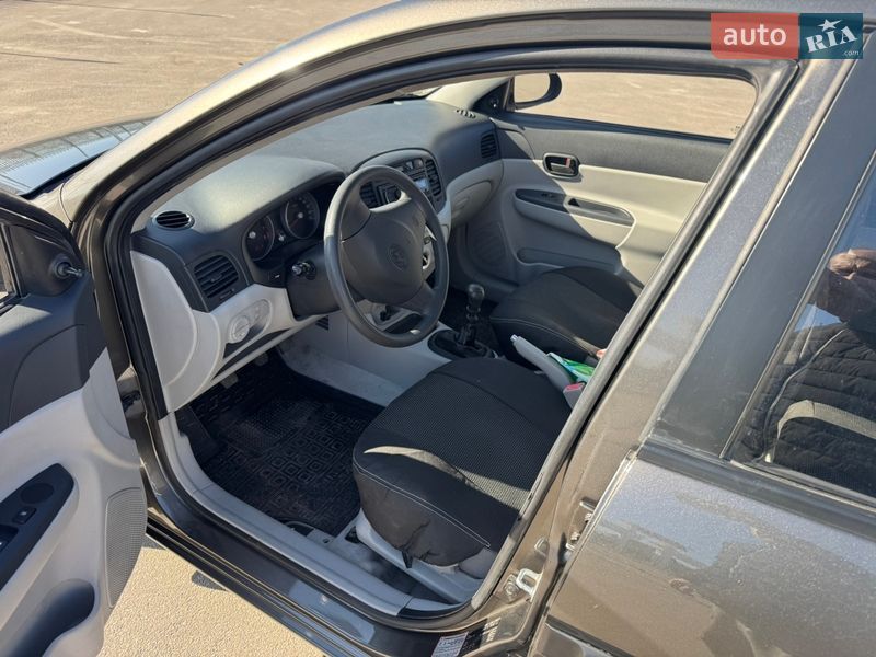 Седан Hyundai Accent 2010 в Киеве фото 17 Седан Hyundai Accent 2010 в Киеве