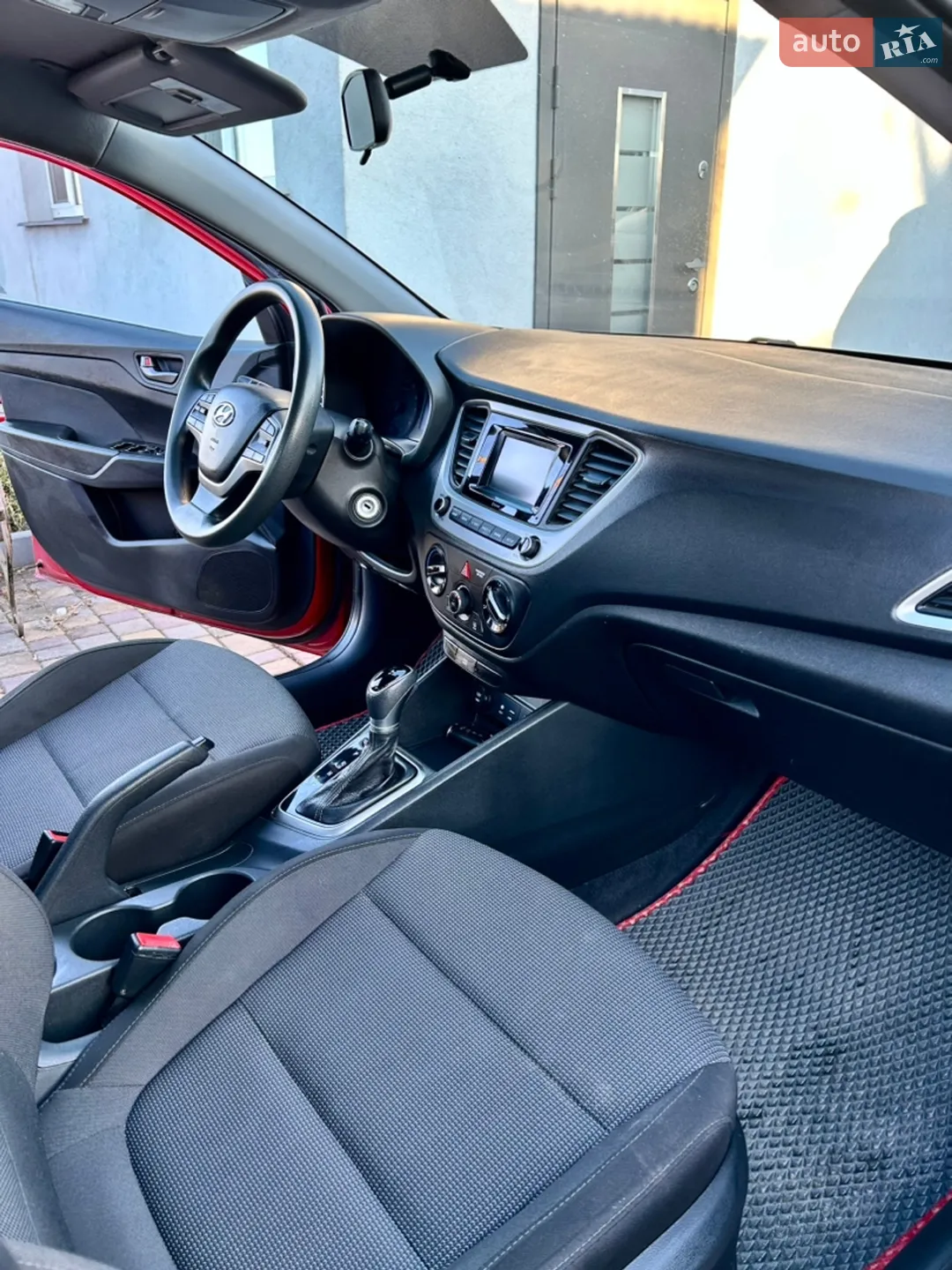 2018 Hyundai Accent - мініатюра 9