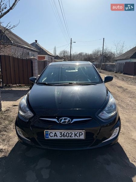 Hyundai Accent 2013 Hyundai Accent 2013