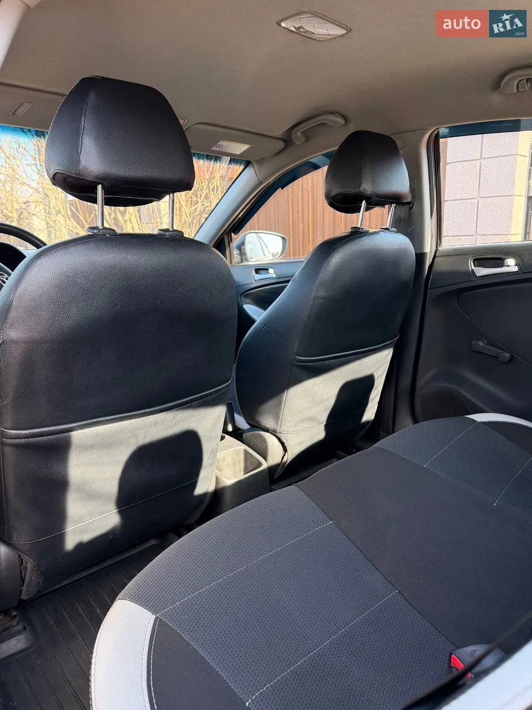 2013 Hyundai Accent - мініатюра 16