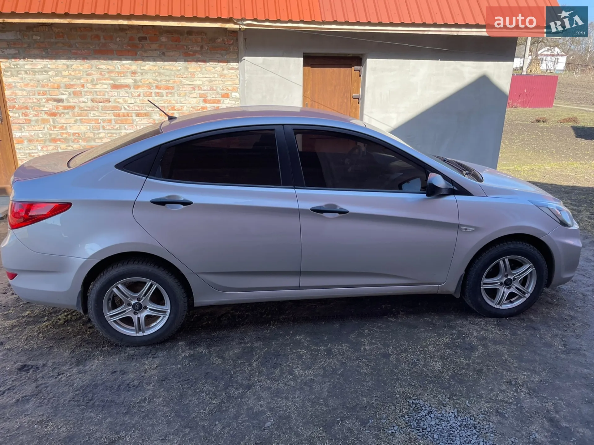 2011 Hyundai Accent - мініатюра 4