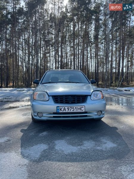 Седан Hyundai Accent 2003 в Ирпене