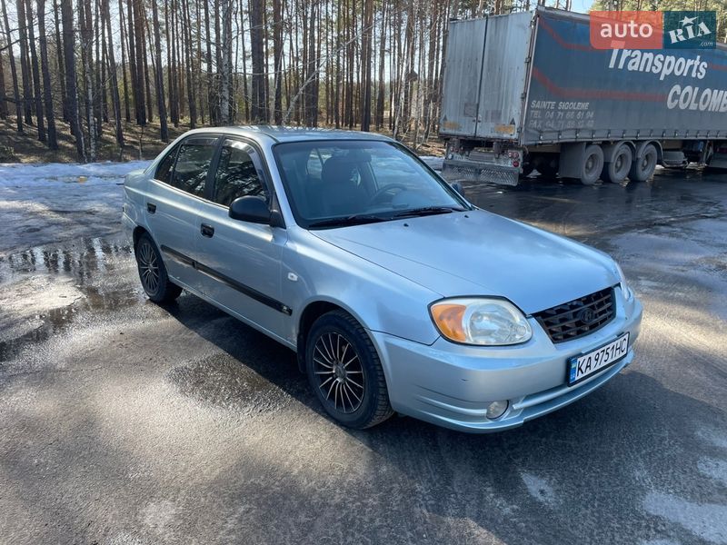 Седан Hyundai Accent 2003 в Ирпене