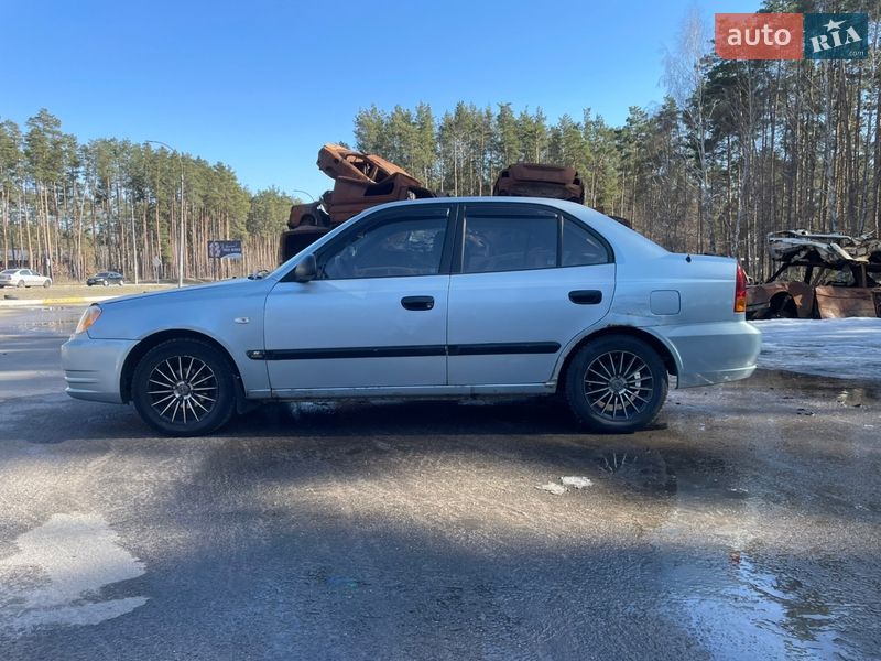 Седан Hyundai Accent 2003 в Ирпене