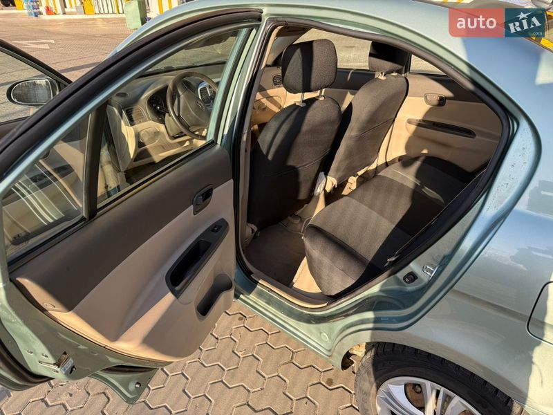 Седан Hyundai Accent 2008 в Глевахе