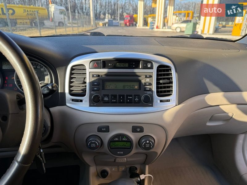 Седан Hyundai Accent 2008 в Глевахе